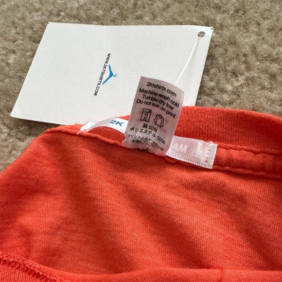 2K by Gingham Adrian Johnson Panda Tee Shirt New - Picture 5 of 5